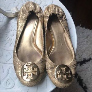 Tory Burch reva flat